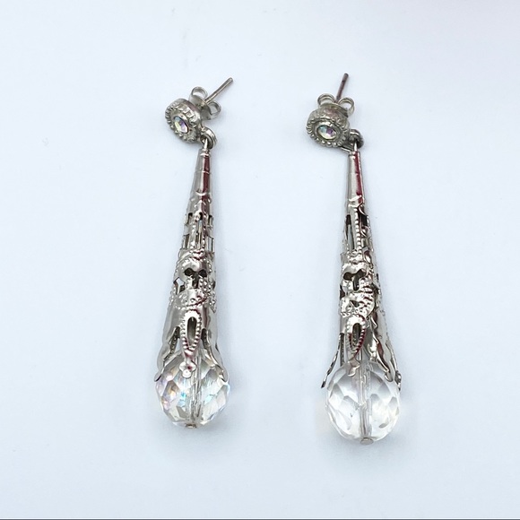 🌈3/$10 Silver Crystal Drop Fashion Earrings - Picture 6 of 8